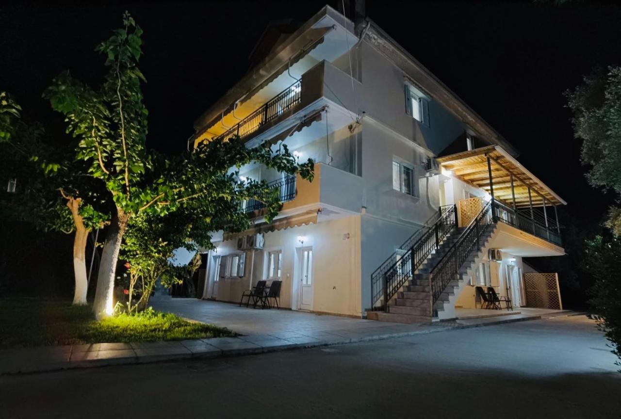 Olive Tree Apartments Lefkada City ภายนอก รูปภาพ